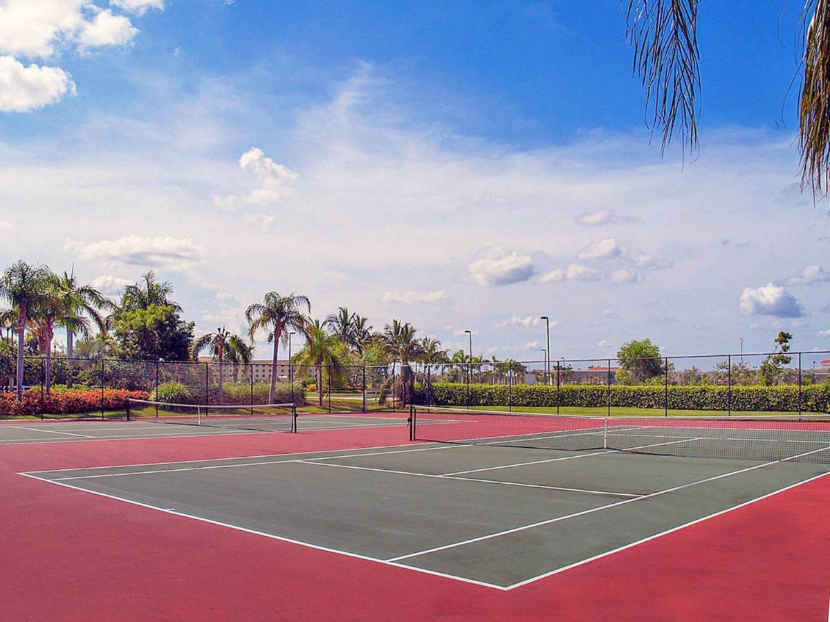 Kasa Wellington South Florida Hotel Екстериор снимка