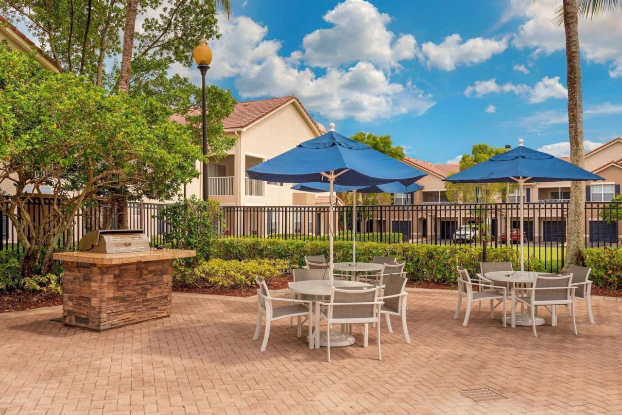 Kasa Wellington South Florida Hotel Екстериор снимка